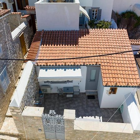Little Yard - Hydra Dream Houses Buitenkant foto