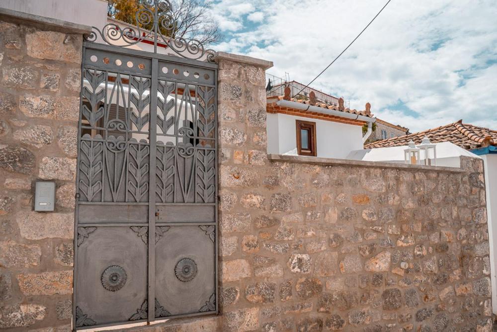 Little Yard - Hydra Dream Houses Buitenkant foto